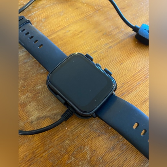 Fitness Smart Watch - Picture 2 of 7